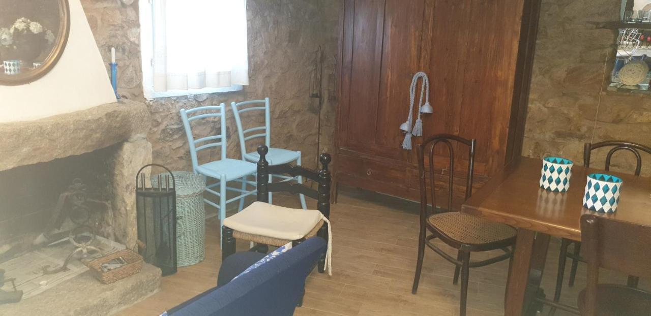 Rifugio Monte Pino Villa Telti Bagian luar foto